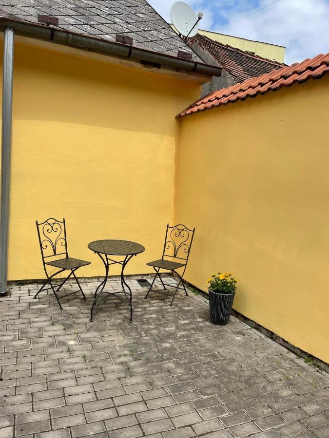 Apartmany Elzet Trebon Exterior photo